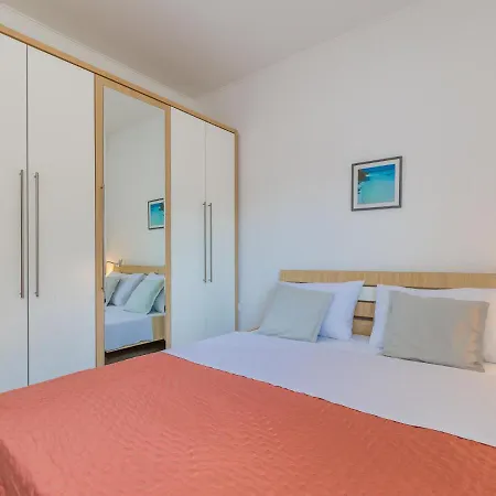 Maja-2 By Interhome * Maslenica