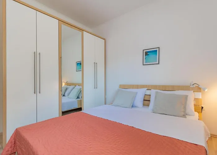 Maja-2 By Interhome * Maslenica