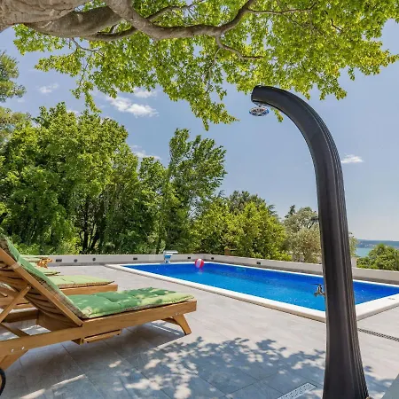 Maja - Srd421 By Interhome Apartment Maslenica